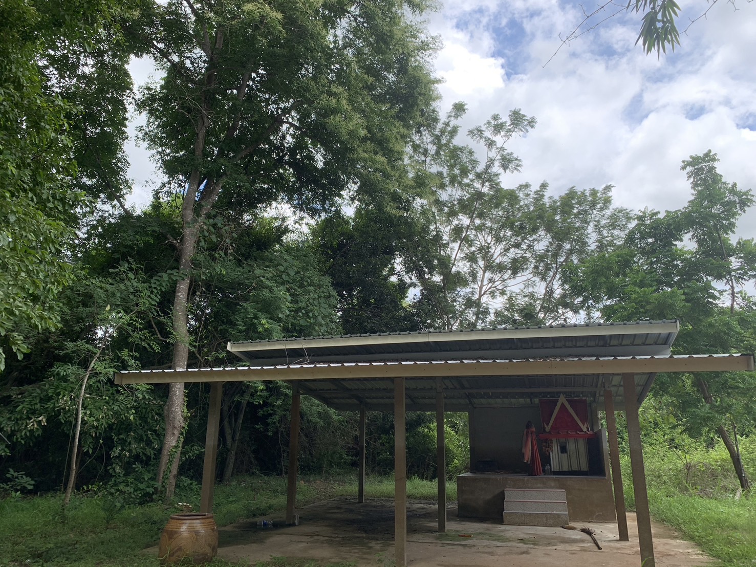 ดอนปู่ตาบ้านโพธิ์ศรีใต้