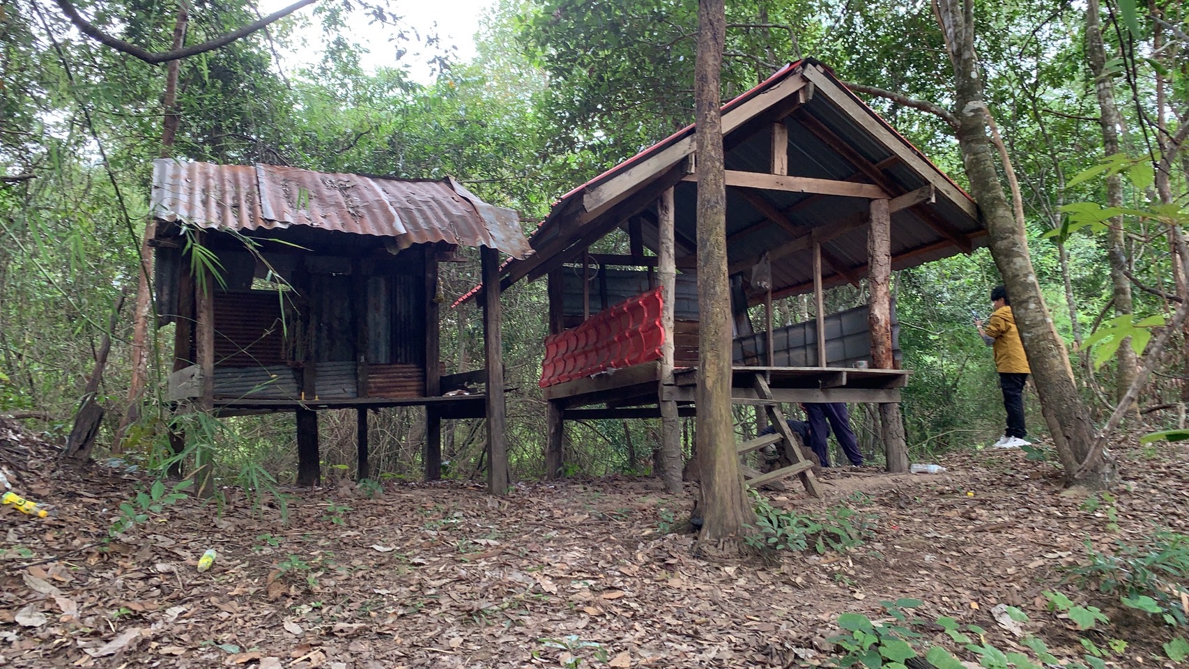 ดอนปู่ตาบ้านดอนหวาย